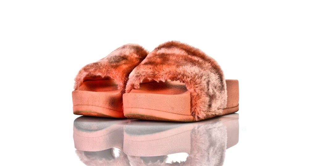 Badeschuhe Plateau Lachs Flauschi