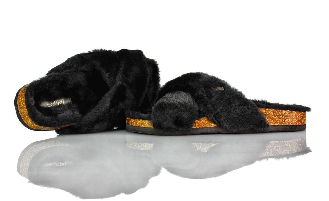Pantoletten Schwarz Flauschi Esprit