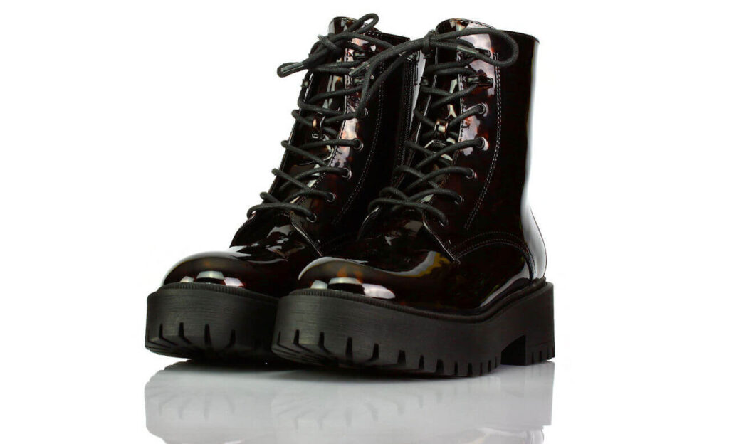 Boots Kurz Plateau Braun Catwalk