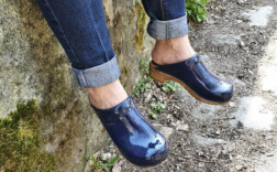Clogs Sanita Blau Lack