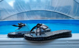 Badeschuhe Schwarz Transparent Glitzer Pvc Juliet